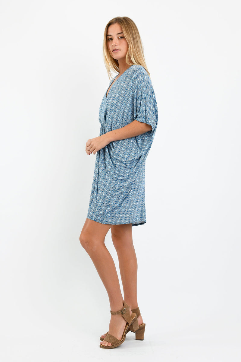 Jade Pleated Kaftan Dress (Blue Hexagon) - XS