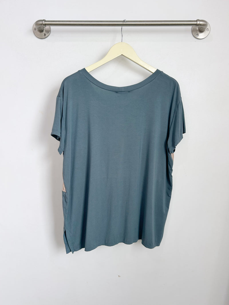 Austin Colorblock Tee (Storm/Cocoa) - XS/S